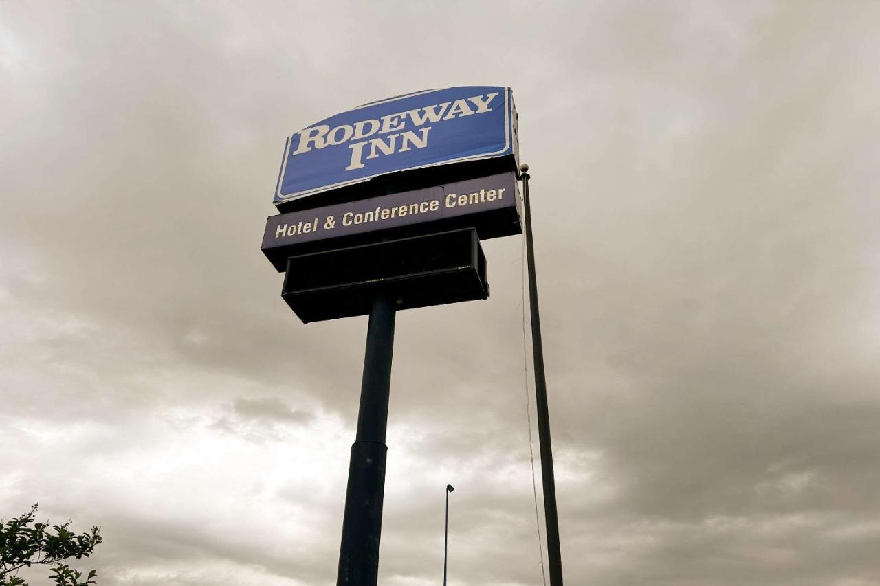 Rodeway Inn Abilene Exterior photo